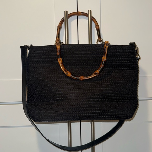 Gucci Handbags - Gucci purse with bamboo handles